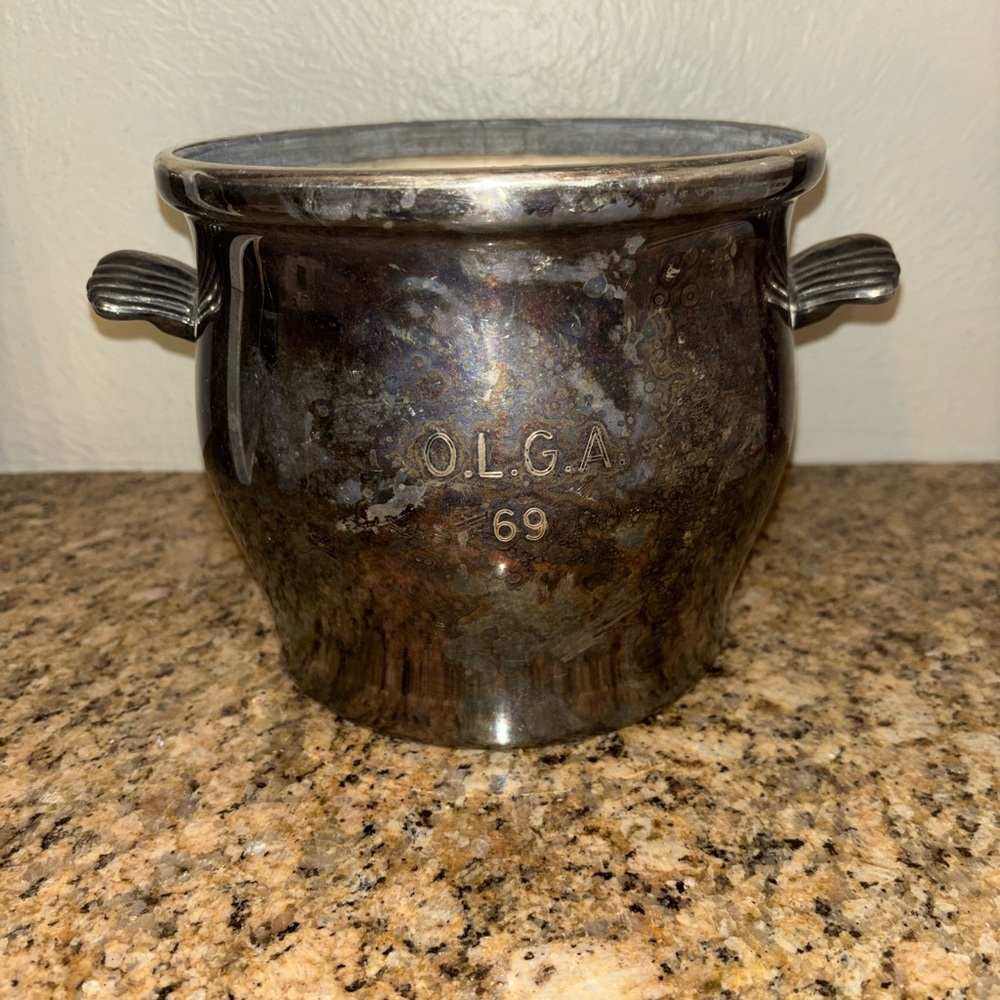 Wm Rogers Silver plated Ice Bucket